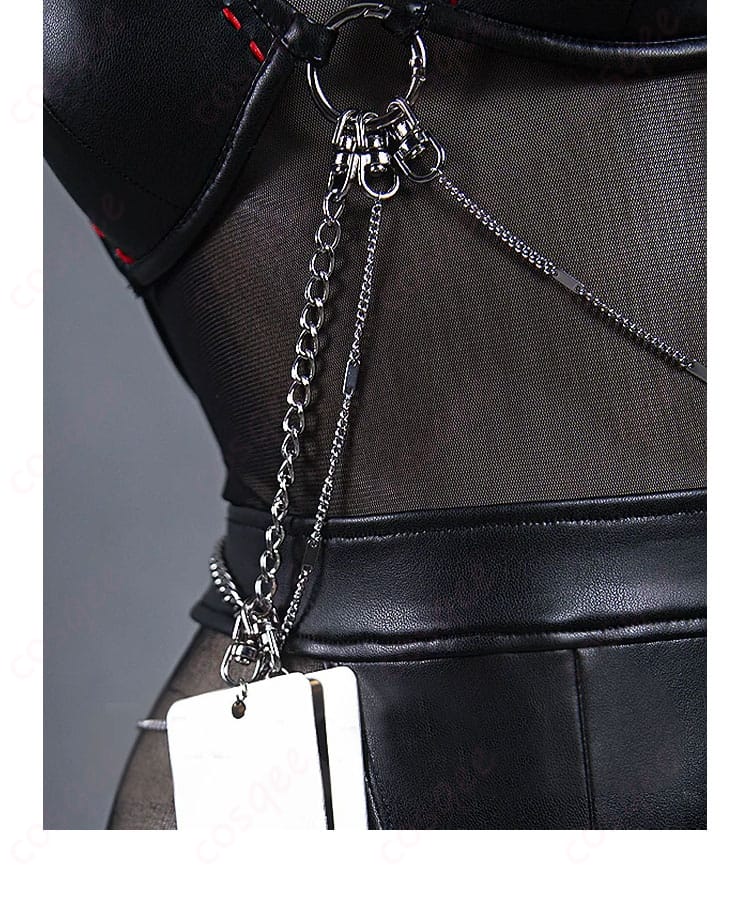 勝利の女神:NIKKE ボリューム コスプレ衣装 腰部チェーン装飾の詳細 - 細かなディテールに注目!