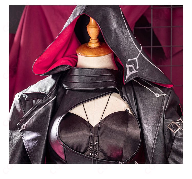 ゾーヤ コスプレ衣装の領口装飾の細部。キャラクターの特徴的な装飾がしっかり表現されています。