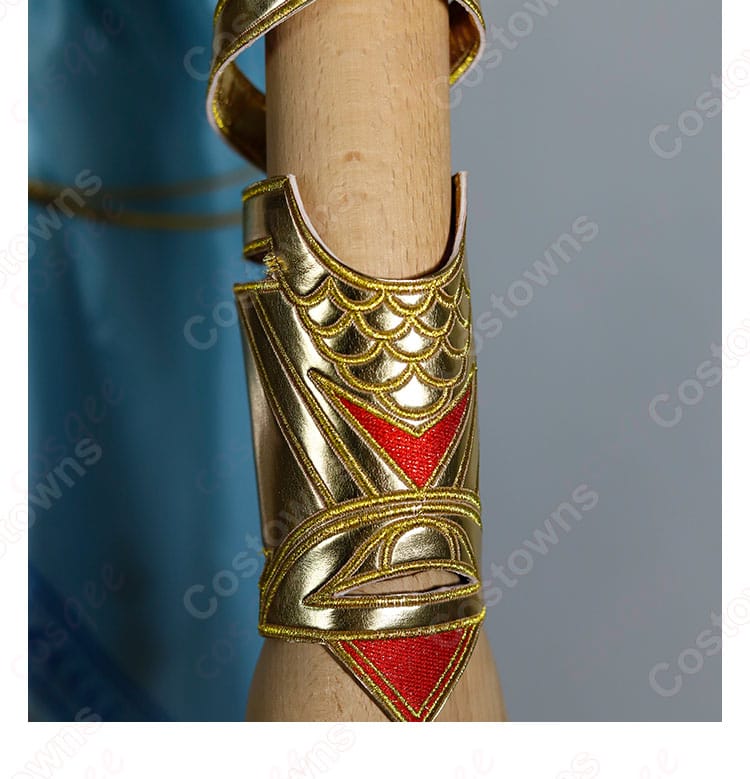 左手首装飾の細部、ホムラの左手首の装飾の詳細