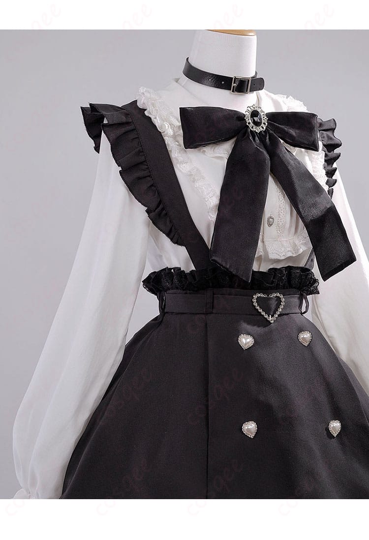 初音ミク コスプレ衣装の側面ビュー。リボンとディテールの特徴を見せます。