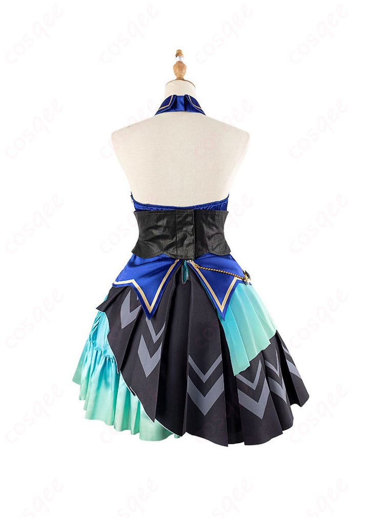 ヴィルシーナ コスプレ衣装のスカート背面装飾ディテール