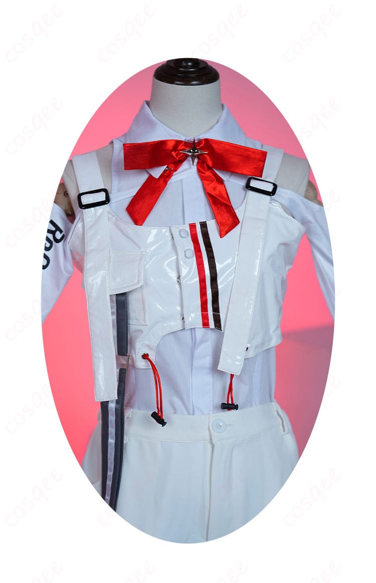 音乃瀬奏のコスプレ衣装の装飾ディテール。精緻な刺繍や花柄のデザインが美しい。