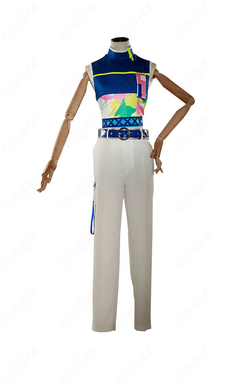 内搭服装の正面の細部画像。コスプレ衣装の内側、インナー部分のデザインに焦点を当てた写真。