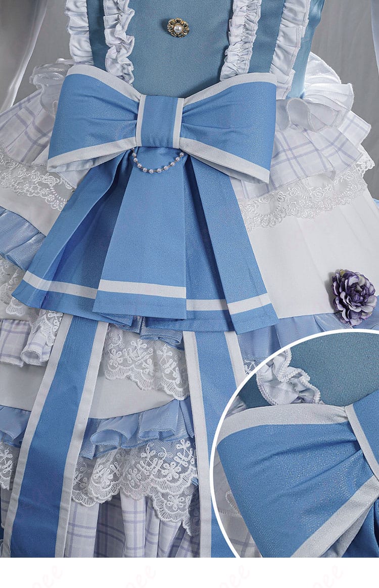 エマ・ウッズのコスプレ衣装の腰の蝶結び。完璧な仕上がりで、キャラクターの特徴を引き立てます。