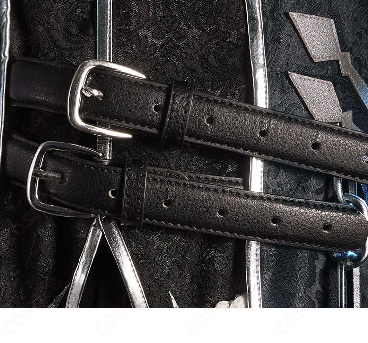 ジョゼフ コスプレ衣装の腰ベルト装飾、金具やディテールに注目したデザイン。