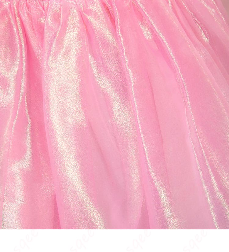 バービー コスプレ衣装 スカートの装飾。スカート部分の細かいディテールと華やかなデザイン。