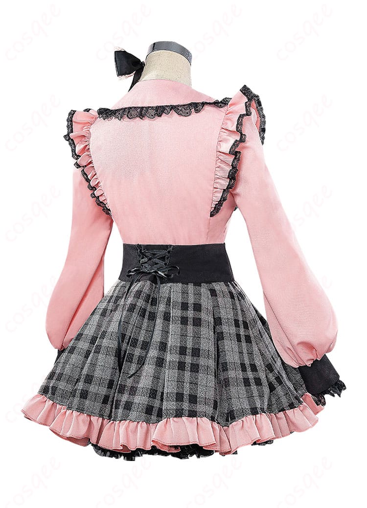 星野アイ コスプレ衣装の背面デザイン、背中の装飾や仕上がりが美しい。