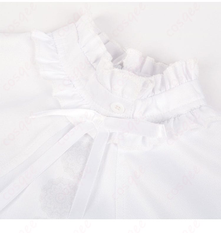 衣装のパンツ腿部の装飾、個性的なデザインが魅力的です。