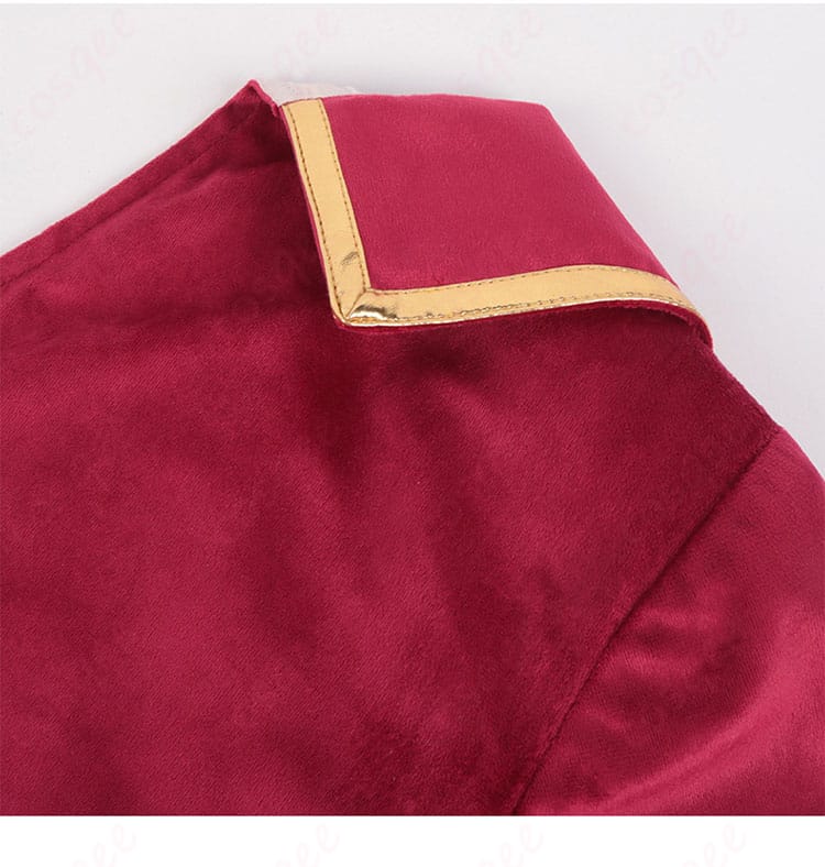 有馬かな コスプレ衣装の衣襟装飾、デザインの細かい部分が際立つ。