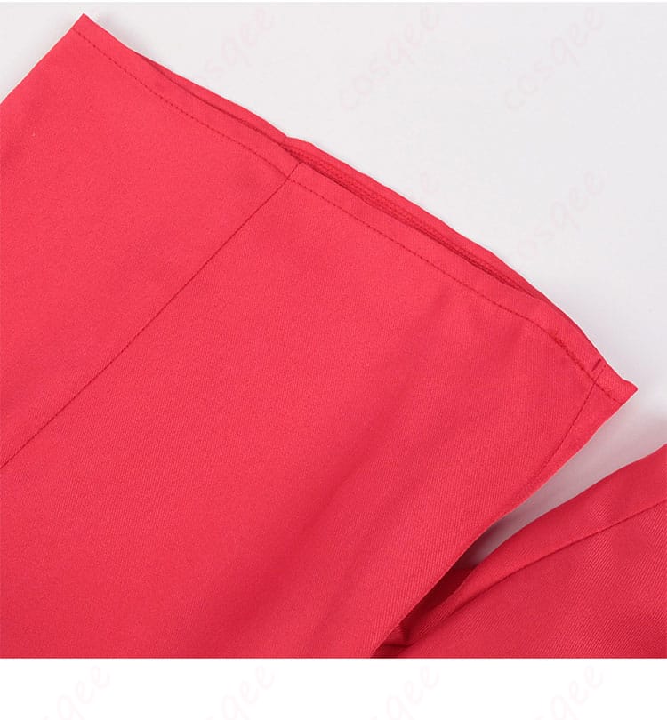 衣装のパンツ部分の衣链装飾、細部にまでこだわったデザイン。