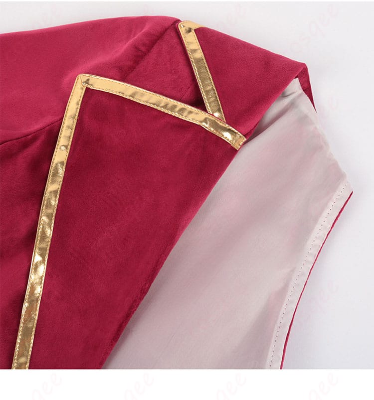 衣装の肩袖部分の装飾、精巧なデザインが特徴です。