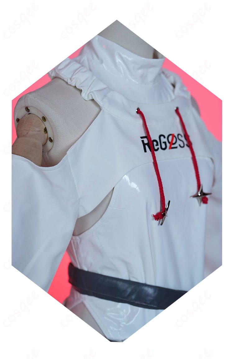 ホロライブ ReGLOSS 轟はじめ コスプレ衣装の側面ディテール。コスチュームのラインとシルエットが美しく、リアルな仕上がりです。