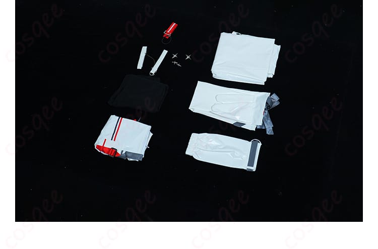 儒烏風亭らでん コスプレ衣装 セット内容の画像。上着、トップス、スカートなど、詳細がよく分かります。