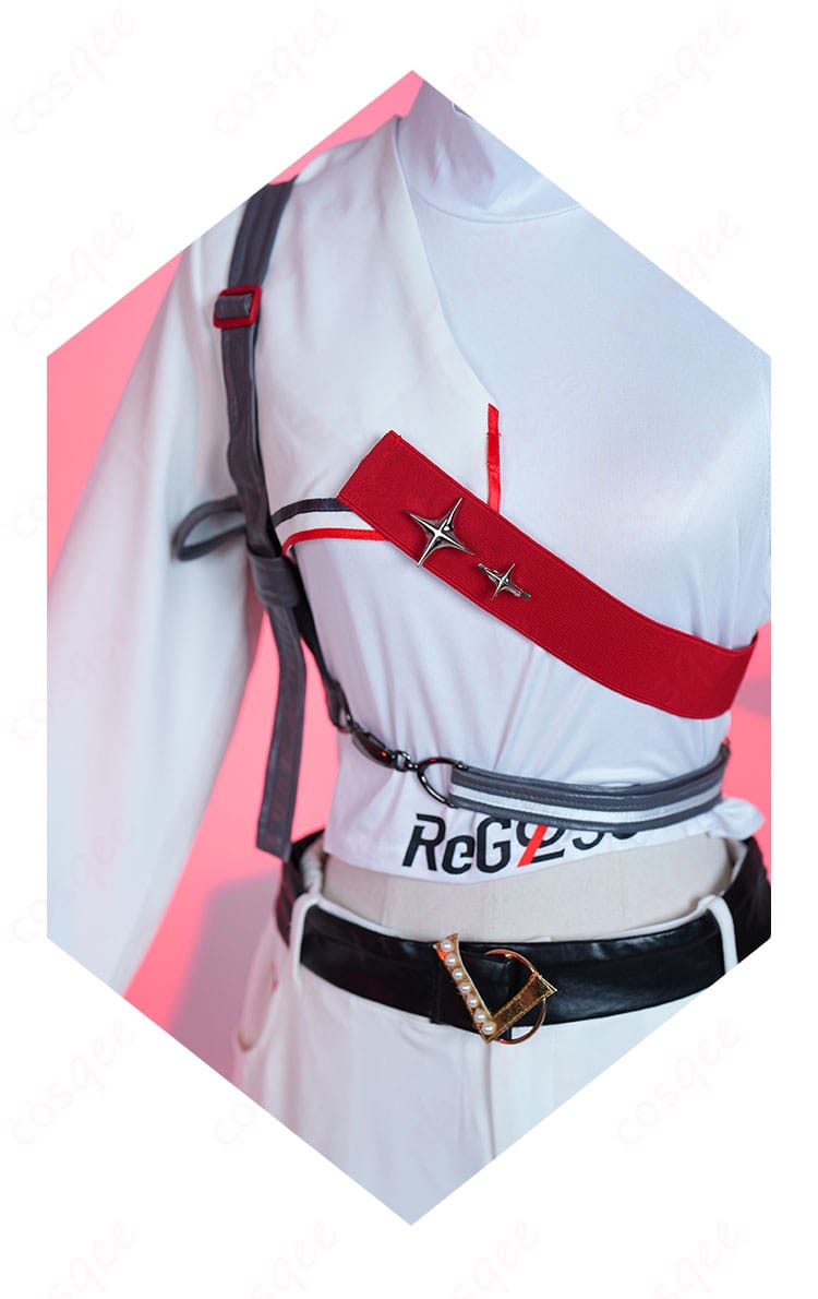 コスプレ衣装 胸前装飾詳細 - 一条莉々華コスプレ衣装の胸元の美しい装飾細部。繊細な刺繍とディテールが特徴。