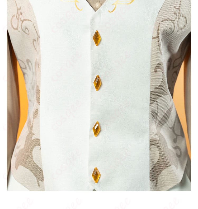 コスプレ衣装 マスカラージャケットの前立て装飾。デザインの細部が見事に再現。