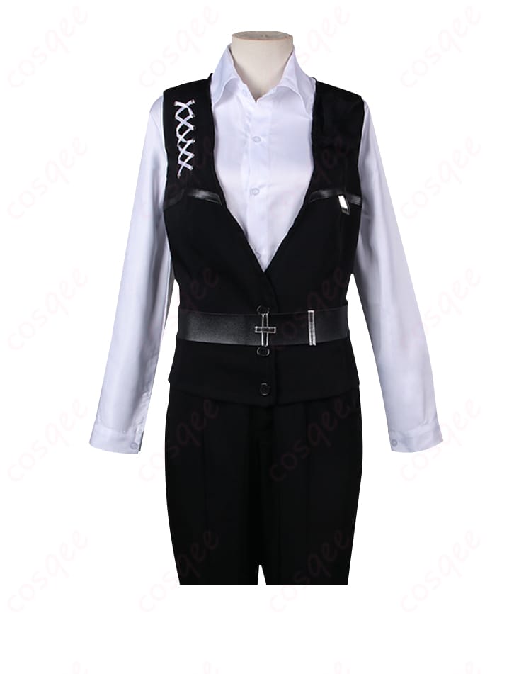 Limbus Company ロージャのコスプレ衣装の内側シャツ部分の正面ディテール。完璧な仕立てと生地の質感が感じられます。