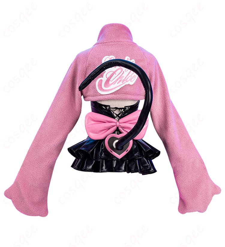 鉄拳7 ラッキークロエ コスプレ衣装 背面画像、背中の蝶結びと尻尾部分が際立っています。