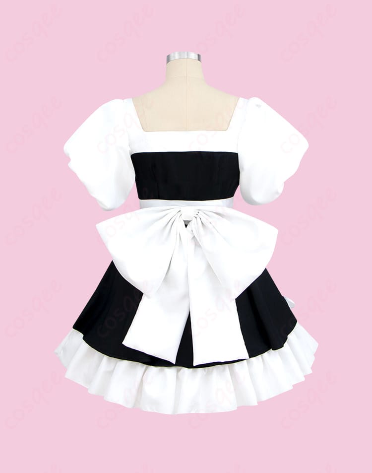 ALIEN STAGE スア(SUA) メイド服 コスプレ衣装の背面の詳細写真。美しい背中のラインとディテールが際立つ一枚。