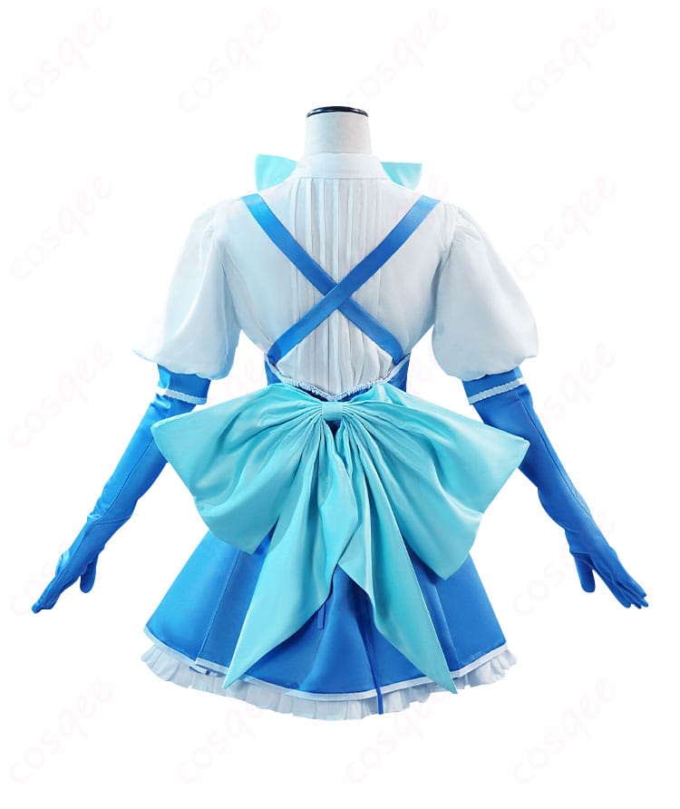 背面のデザインと背部の蝶結び装飾が際立つ水神小夜(マジアアズール)コスプレ衣装の画像。