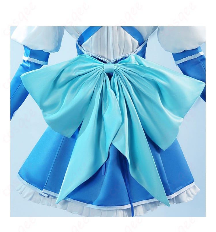 水神小夜(マジアアズール)コスプレ衣装の背面の蝶結び装飾のディテールをクローズアップ。