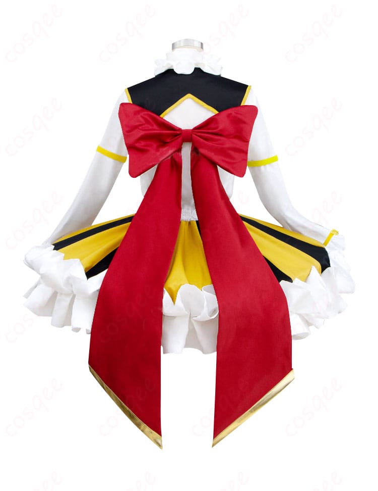 商品背面のディテールが確認できるコスプレ衣装