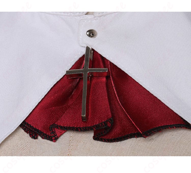 コスプレ衣装の衣服襟の装飾部分。繊細なデザインが魅力的。