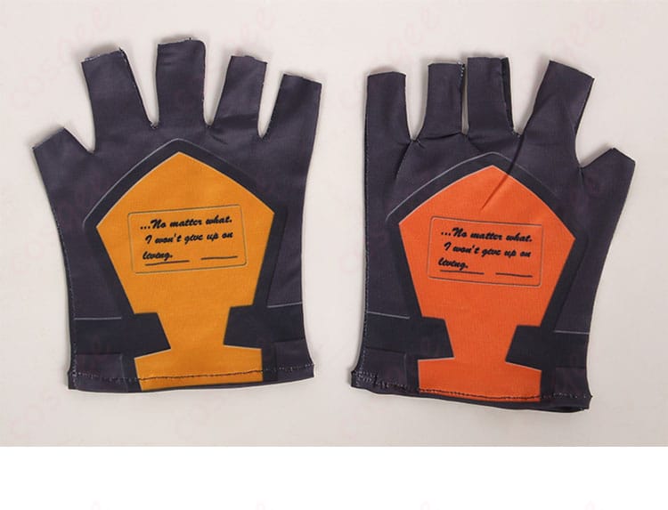 ミリア=レイジ コスプレ衣装 手袋の装飾詳細。豪華な仕上がりとキャラクターらしいデザイン。