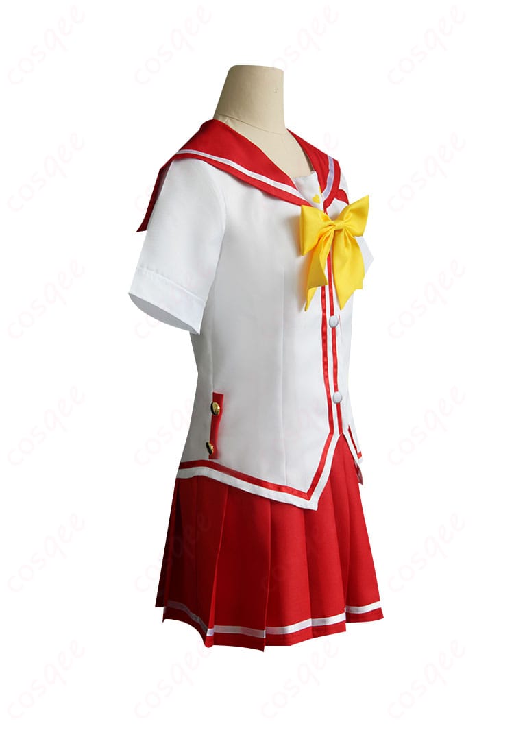 シャーロット 乙坂歩未 コスプレ衣装 側面図、スカートとトップスの全体像。