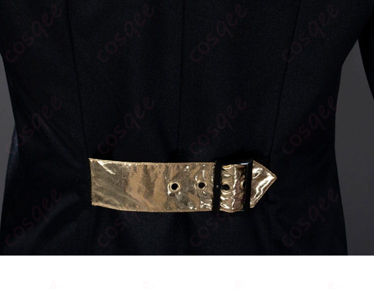 外套腰部装飾の詳細 - 外套の腰部に施された装飾。ファッション性が高いデザインです。
