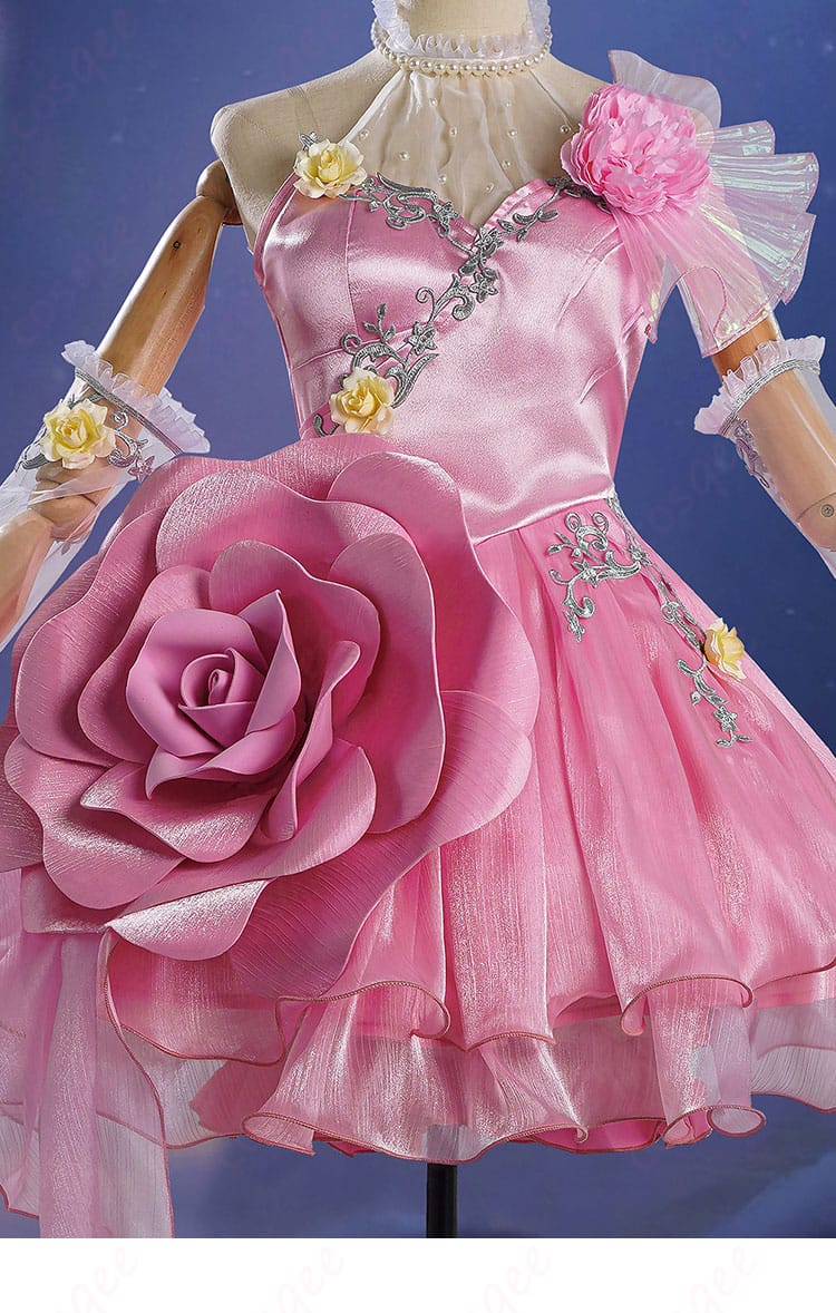 衣装の装飾ディテール|細部までこだわりの刺繍と装飾