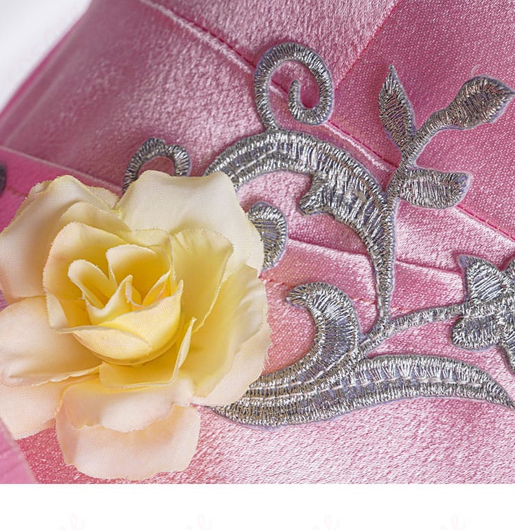 花飾りディテール|華やかな花飾りの細部を紹介