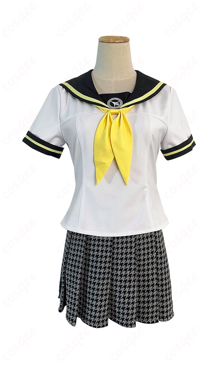 ペルソナ4 久慈川りせ コスプレ衣装 正面写真 | 完璧なデザインで忠実に再現された制服