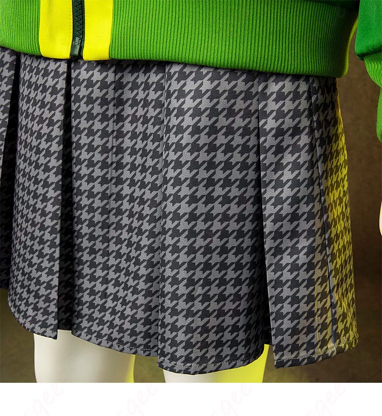 里中千枝 コスプレ衣装 スカートのデザインディテール、細かい刺繍