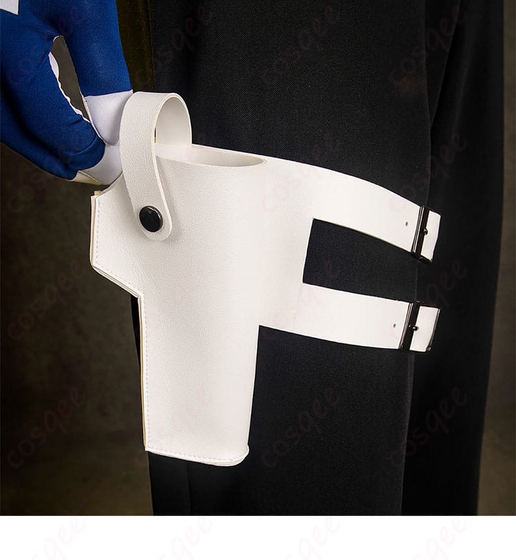 ガンホルスター装飾ディテール。ホルスター部分のデザインに注目。