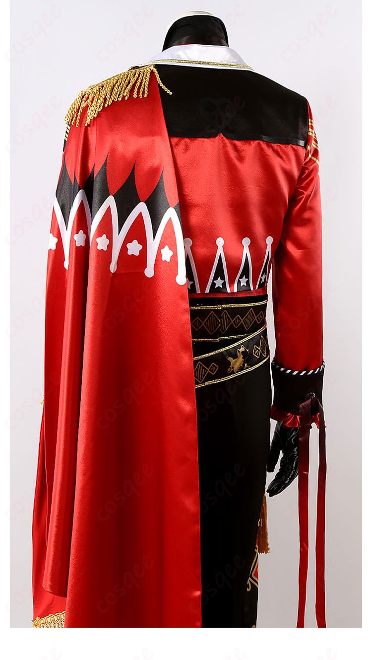 エース・トラッポラ コスプレ衣装の背面装飾ディテール。細部の装飾がキャラクターの個性を表現。