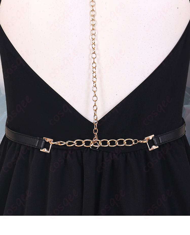 恋と深空 主人公 コスプレ衣装の背面装飾。美しい刺繍と精緻なディテールが特徴