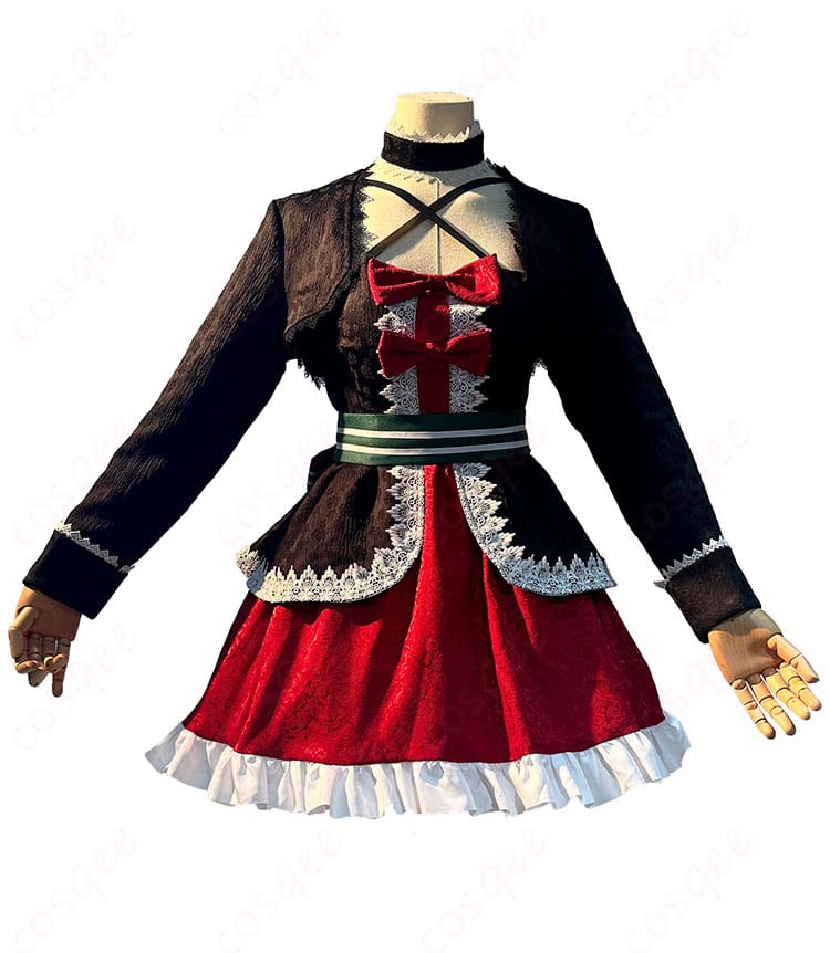 中二病 小鳥遊六花 コスプレ衣装 クリスマス衣装の正面画像。ワンピースとチョーカーが特徴の衣装。