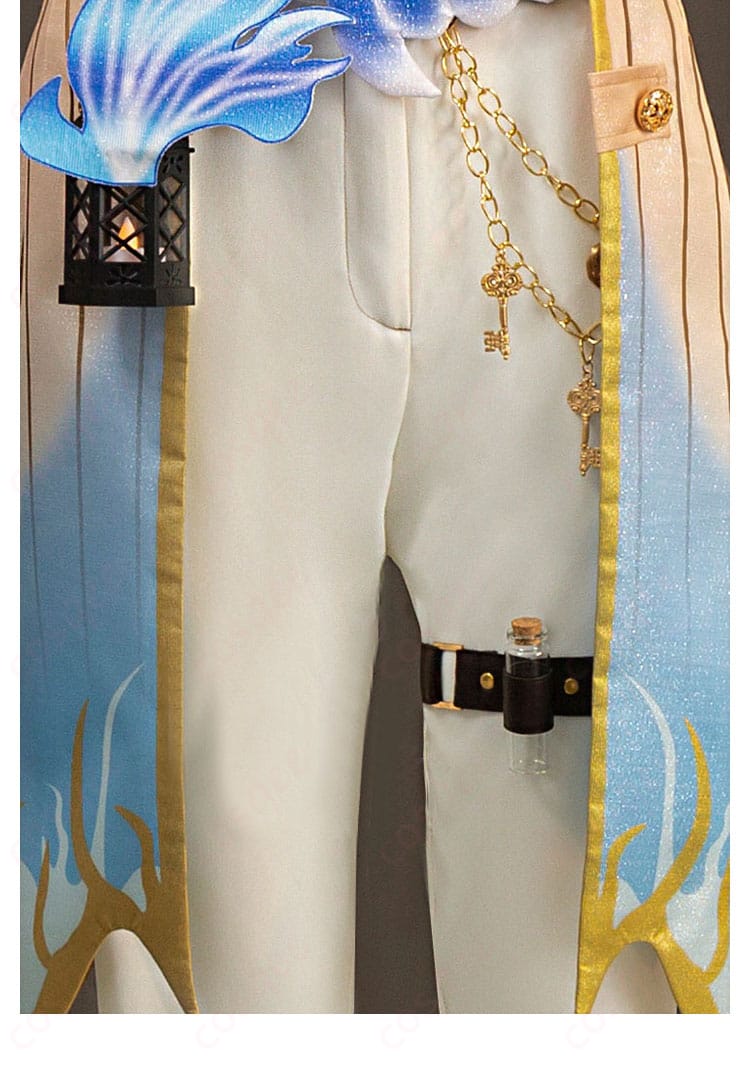 「コスプレ衣装のズボン装飾細部。衣装全体のデザインとコーディネートに合わせた細部にこだわり。」