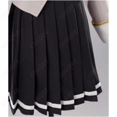 ロシデレ 九条アリサの清楚系コスプレ衣装 上品シルエットで写真映えする学園スタイル - 4枚目の画像（サムネイル）