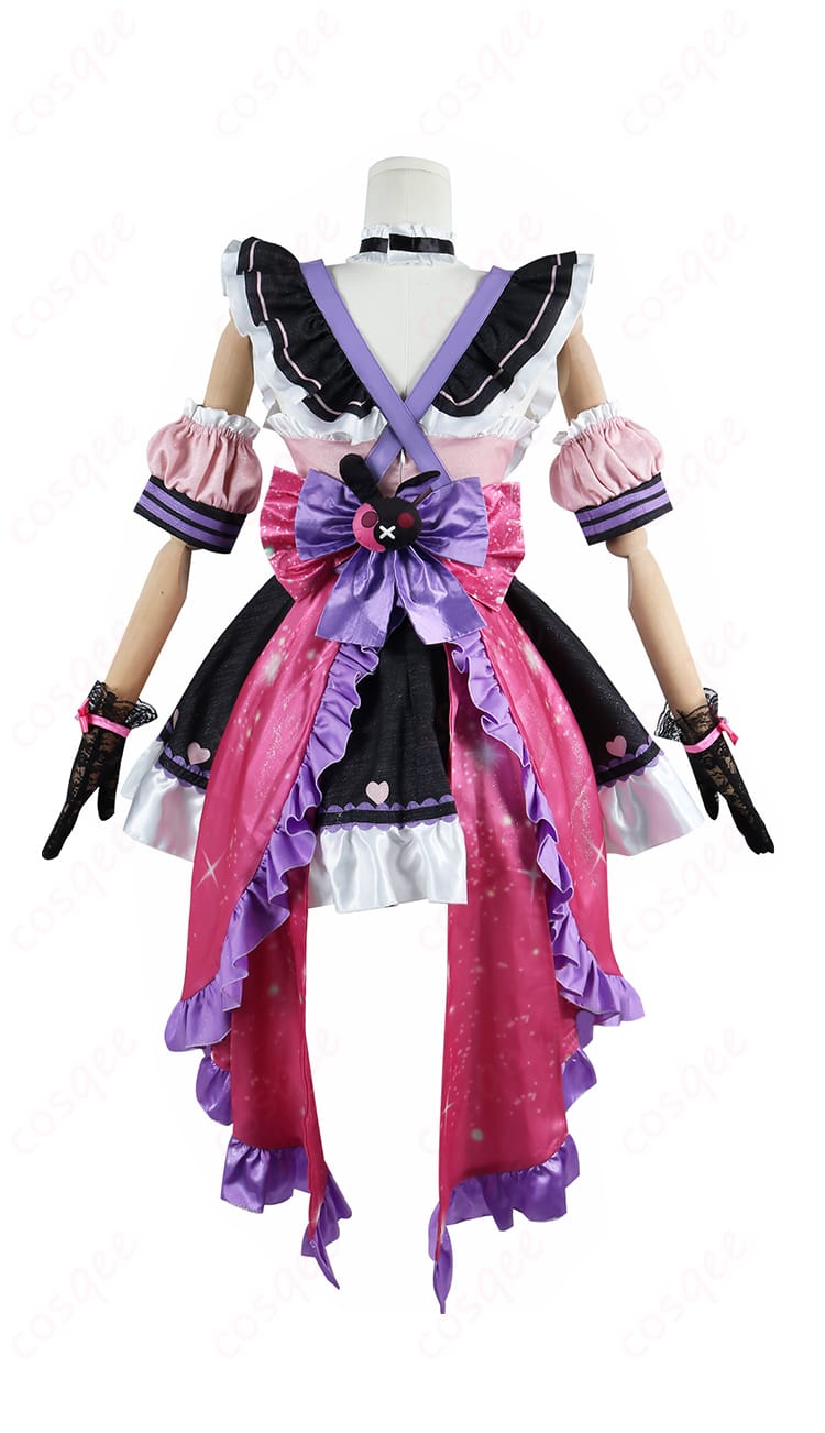 商品背面図 - 背面のディテール、しっかりとしたデザインでリアルなコスプレ体験を提供。