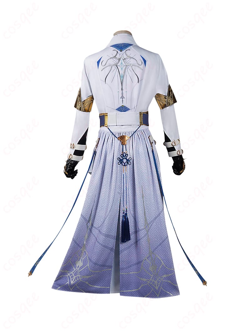 商品背面のコスプレ衣装|セイヤ月影ハンターコスプレ衣装の後ろ姿、背面の装飾が際立つ