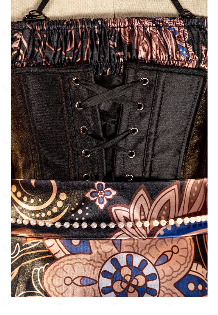 パール夫人コスプレ衣装の腰周りのデザイン