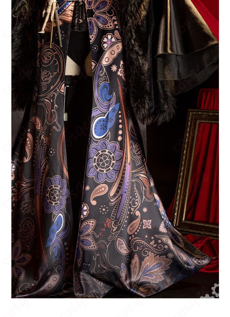 美しい衣裾の装飾部分が際立つパール夫人コスプレ衣装