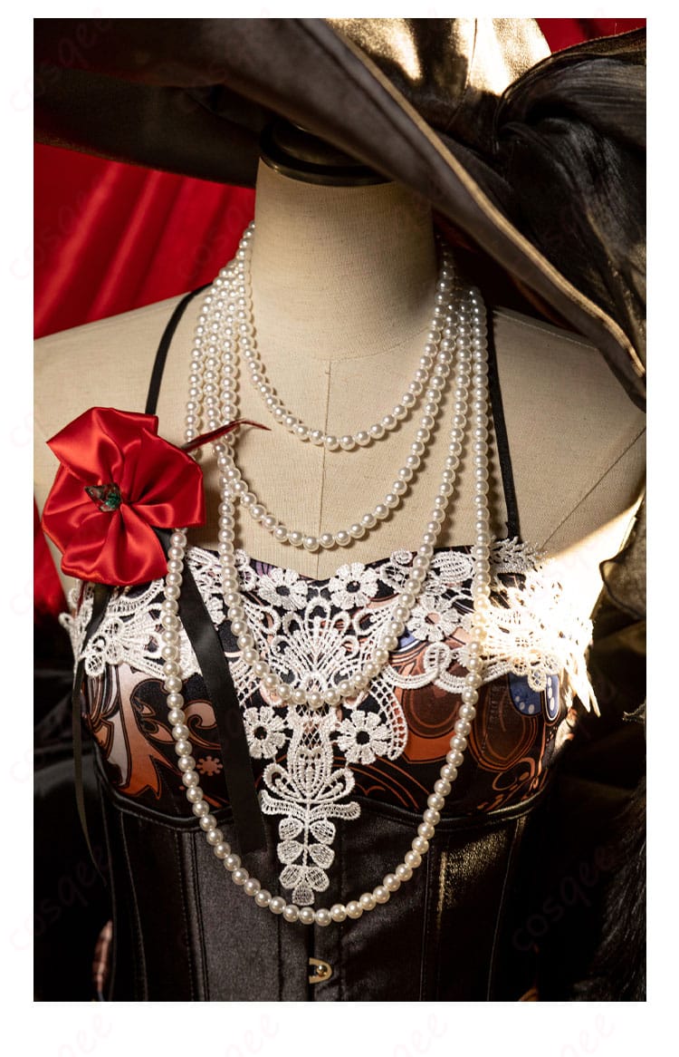 パール夫人コスプレ衣装の華やかな装飾部分