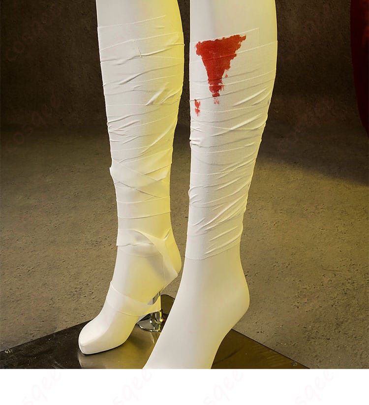 小腿に巻かれた包帯の装飾細部。A.B.Aのコスプレ衣装に付属する足首の包帯デザインを示す画像。