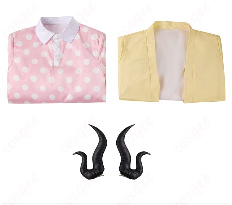 コスプレ衣装のセット内容を表示した画像。コート、ワンピース、頭飾りが含まれています。