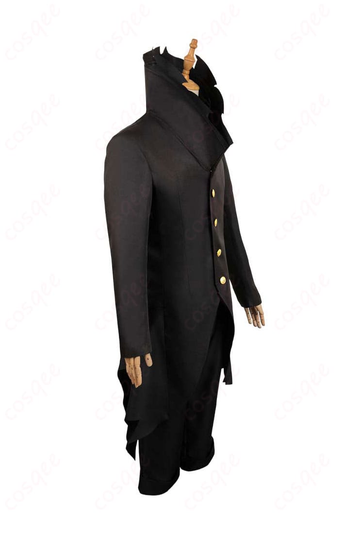 高倉健(オカルン)のコスプレ衣装の右側のディテール。細部までこだわったデザインを確認できます。