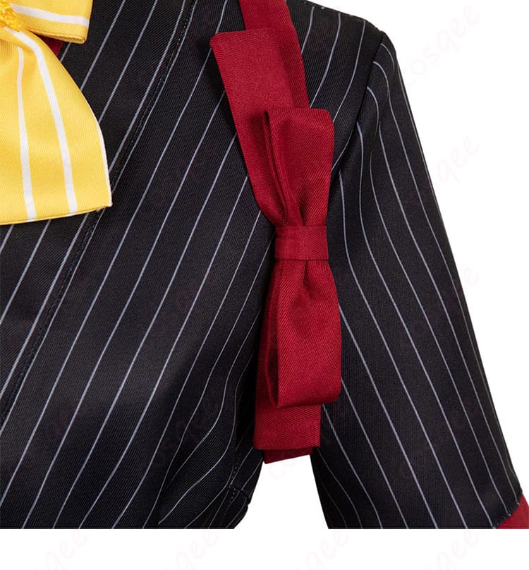 肩袖の装飾詳細。安和すばるのライブ衣装、細かいデザイン。コスプレ衣装通販。