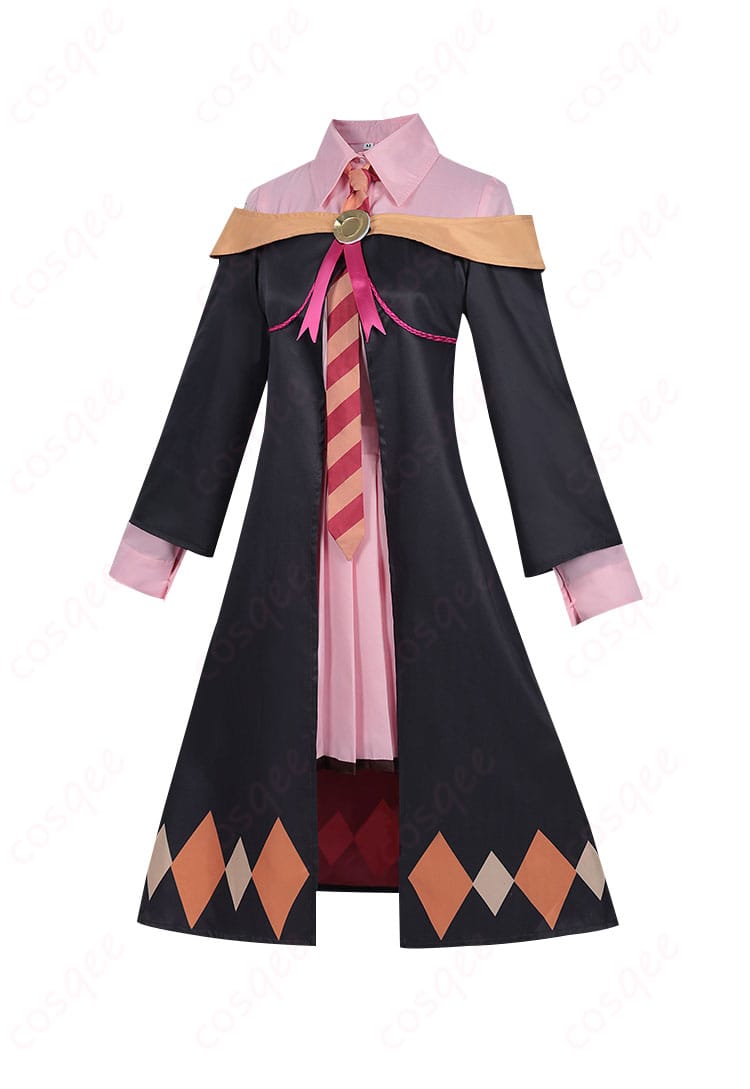 コスプレ衣装の側面画像。細部のデザインとシルエットがしっかり見える一枚です。