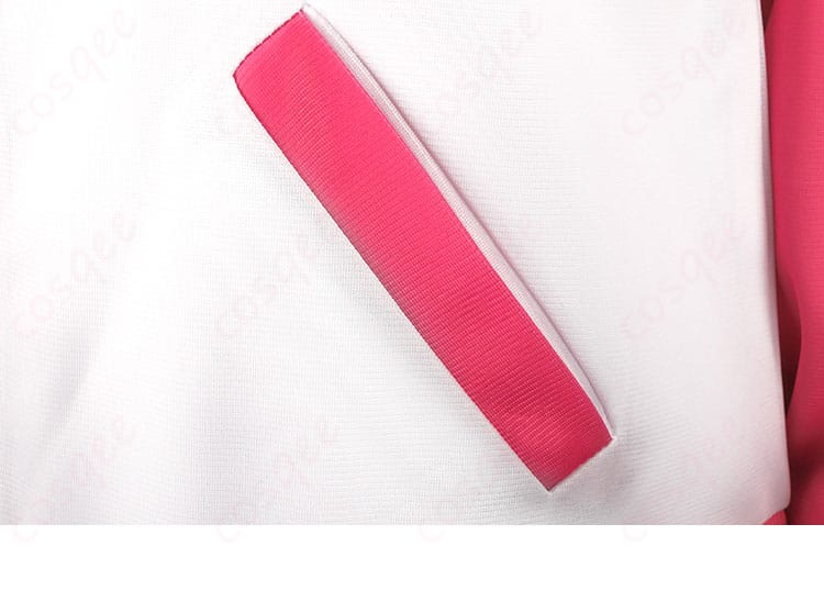 アイカツ!スクールジャージコスプレ衣装のポケット部分のデザイン詳細。機能的かつデザイン性のあるポケット。